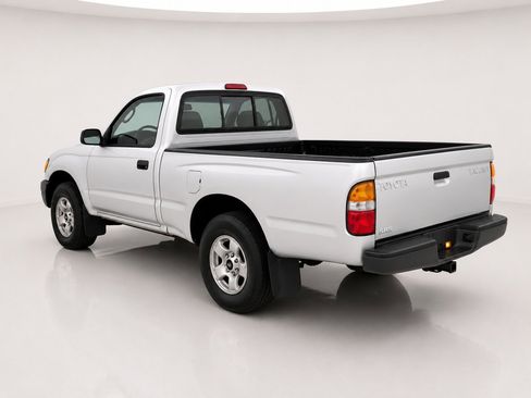 Used 2004 Toyota Tacoma 2WD Regular Cab image 3