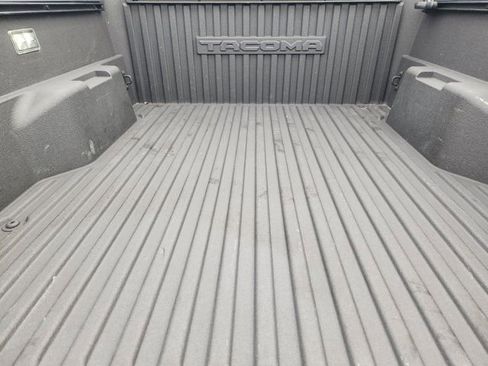 Used 2024 Toyota Tacoma TRD Off-Road image 32