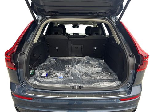 New 2026 Volvo XC60 T8 Ultra w/ Protection Package Premier AWD/4WD image 6