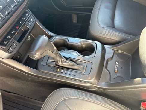 Used 2021 GMC Canyon AT4 w/ Driver Alert Package image 21