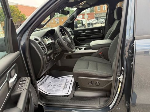 Used 2025 RAM 1500 Big Horn AWD/4WD image 11