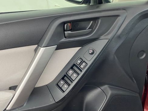 Used 2015 Subaru Forester 2.5i Premium image 26