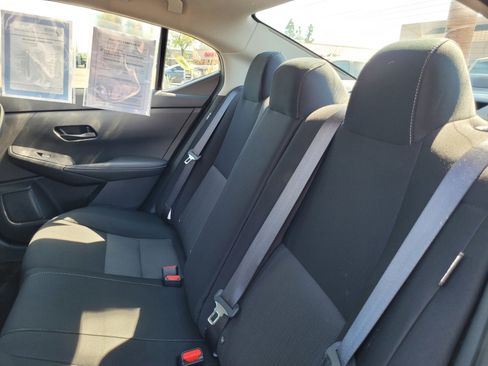 Used 2025 Nissan Sentra SV image 12
