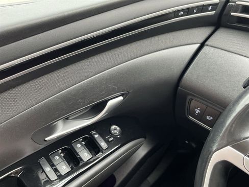 Used 2024 Hyundai Tucson Limited image 27