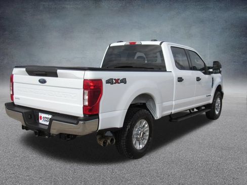Used 2022 Ford F250 XLT AWD/4WD image 7