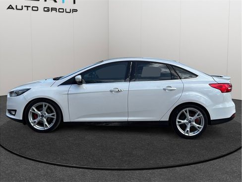 Used 2015 Ford Focus Titanium image 5