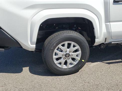 New 2026 Toyota Tacoma SR AWD/4WD image 5