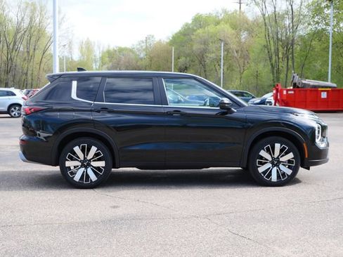 Used 2025 Mitsubishi Outlander SE AWD/4WD image 6