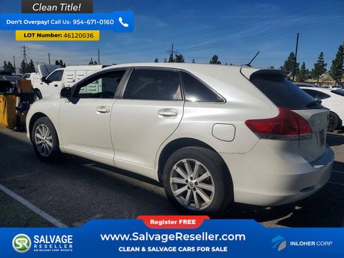 Used 2012 Toyota Venza LE FWD image 3