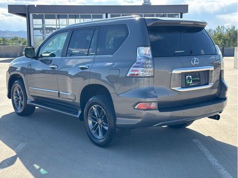 Used 2014 Lexus GX 460 w/ Premium Package AWD/4WD image 6