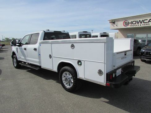 Used 2021 Ford F350 XLT AWD/4WD image 12