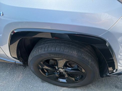 Used 2021 Toyota RAV4 XSE AWD/4WD image 4