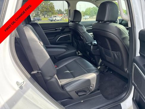 Used 2025 Kia Telluride S image 9
