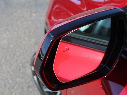 Used 2025 Cadillac XT4 Sport image 13