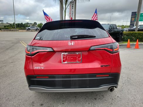 Used 2023 Honda HR-V Sport image 6