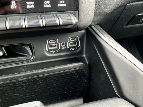 Used 2022 RAM 1500 Big Horn image 32