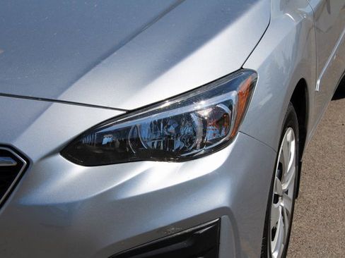 Used 2017 Subaru Impreza 2.0i image 12