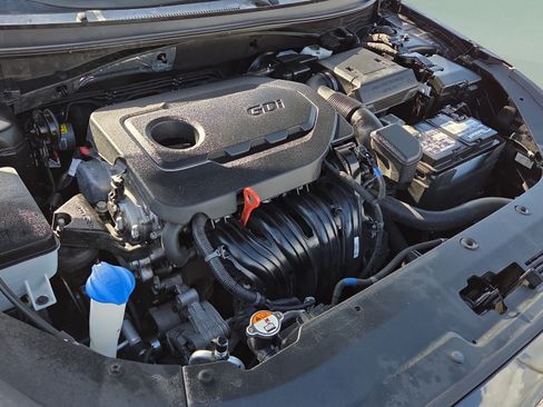 Used 2019 Hyundai Sonata Sport w/ Tech Package 03 FWD image 18
