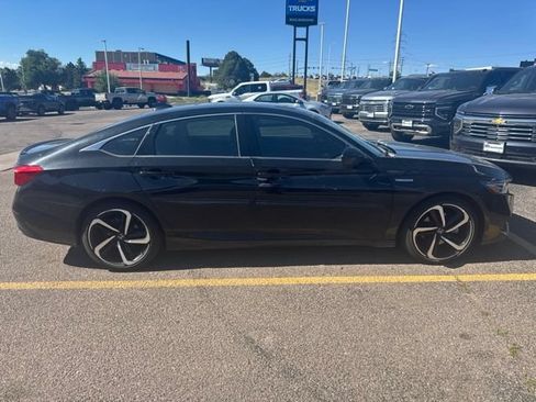 Used 2022 Honda Accord Sport image 4