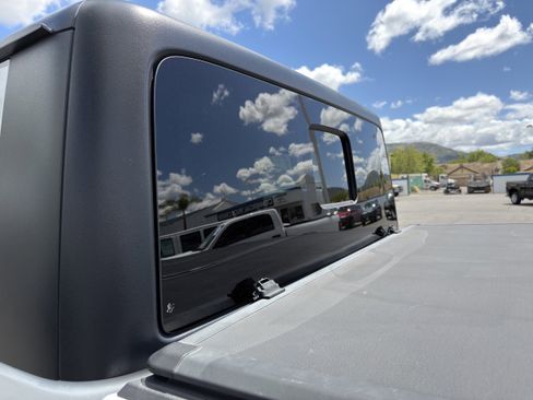 Used 2021 Jeep Gladiator Sport image 46