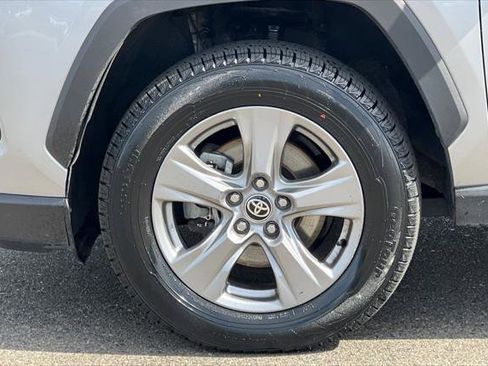 Certified 2024 Toyota RAV4 XLE FWD image 31