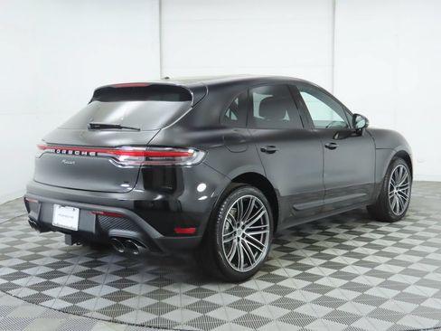 Used 2025 Porsche Macan AWD/4WD image 7