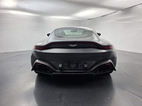 Used 2019 Aston Martin V8 Vantage Coupe image 5