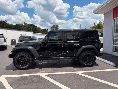 Used 2021 Jeep Wrangler Unlimited Sport AWD/4WD image 4
