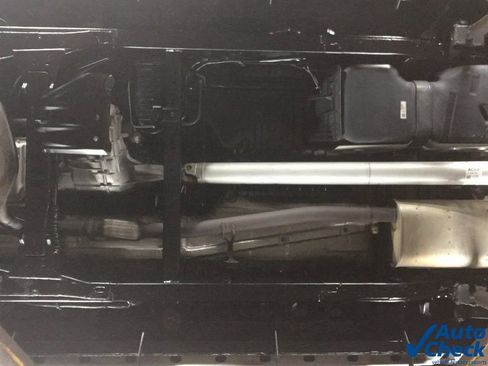 Used 2021 Chevrolet Silverado 1500 Custom Trail Boss w/ LPO, Dark Essentials Package image 15