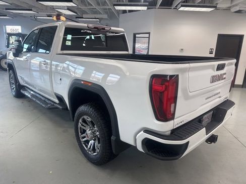 Used 2020 GMC Sierra 2500 AT4 image 8