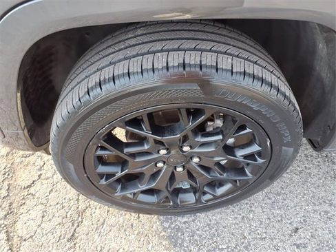 Used 2023 Jeep Grand Cherokee Summit image 49