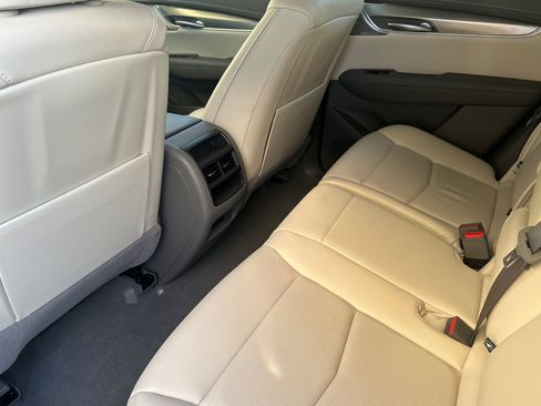Used 2025 Cadillac XT5 Premium Luxury w/ Technology Package image 14