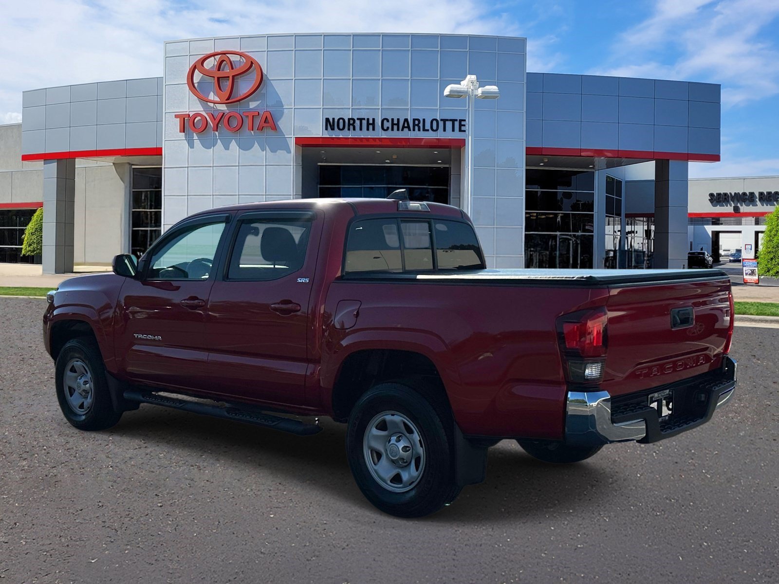 Used 2023 Toyota Tacoma SR5 RWD image 4