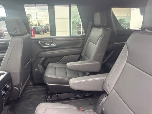 Used 2024 Chevrolet Tahoe LT w/ Luxury Package AWD/4WD image 31