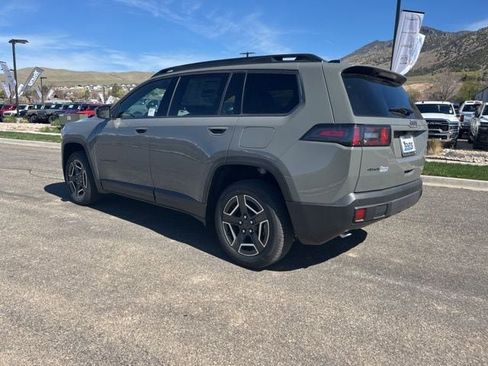 New 2026 Jeep Cherokee Limited image 6