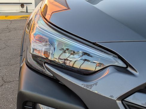 Used 2025 Subaru Outback Premium image 6