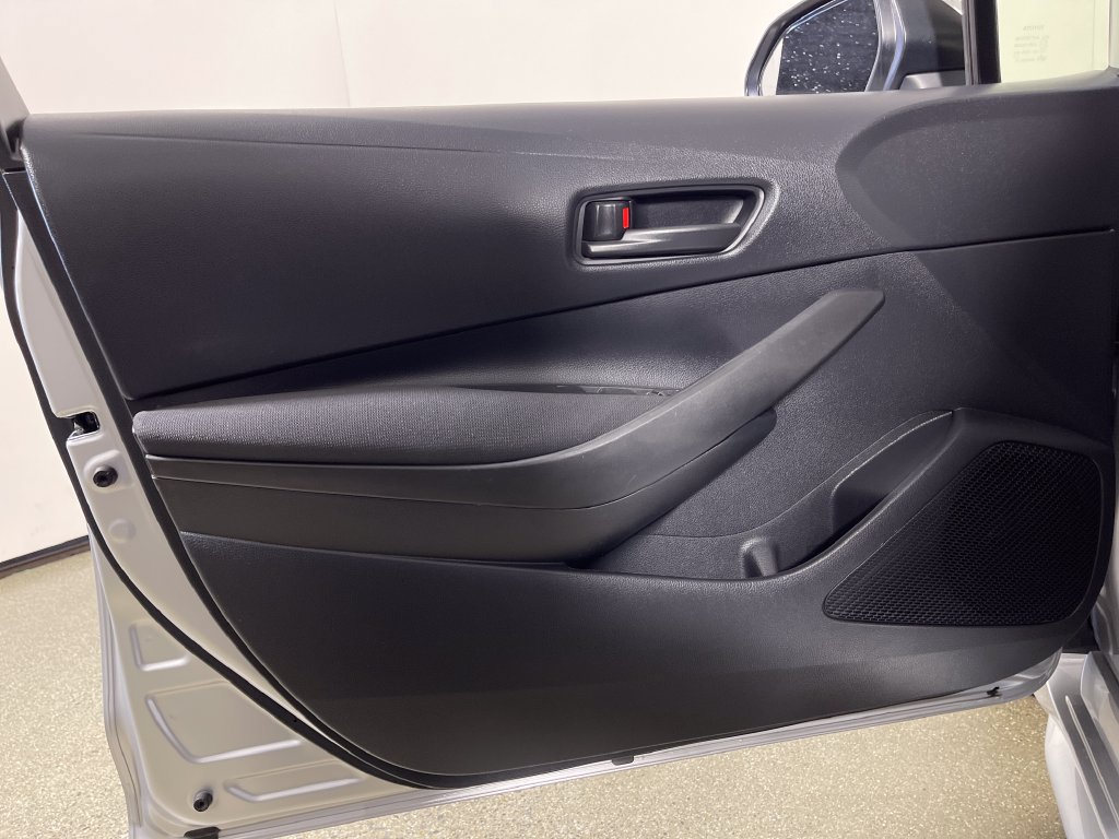 Used 2024 Toyota Corolla LE FWD image 17