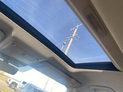 Used 2023 Nissan Armada Platinum w/ Captain's Chairs Package image 15