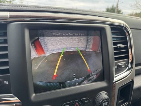 Used 2016 RAM 1500 Laramie w/ Convenience Group image 24