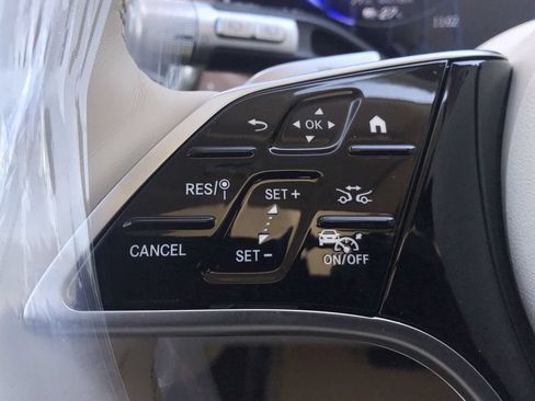 Used 2023 Mercedes-Benz EQS 450+ SUV image 22