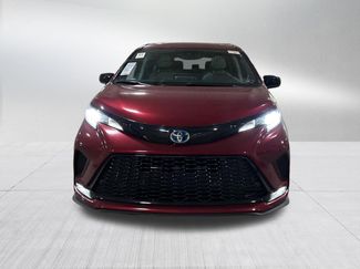 Certified 2025 Toyota Sienna XSE video 2