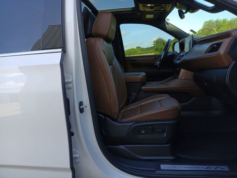 Used 2023 Chevrolet Tahoe High Country w/ Advanced Technology Package image 29