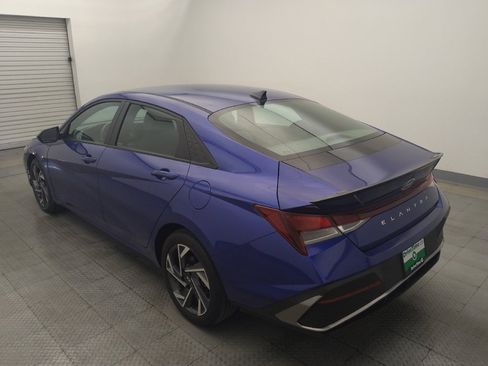 Used 2025 Hyundai Elantra Sport FWD image 5