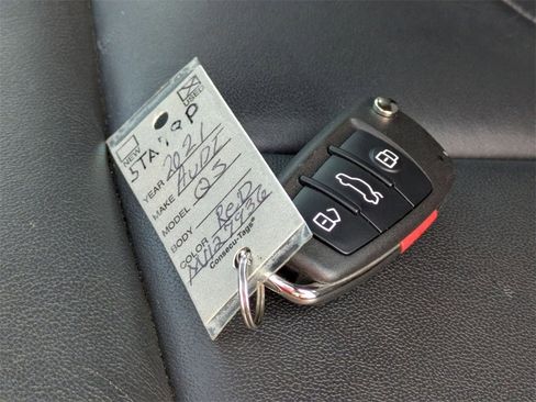 Used 2021 Audi Q3 2.0T Premium image 33