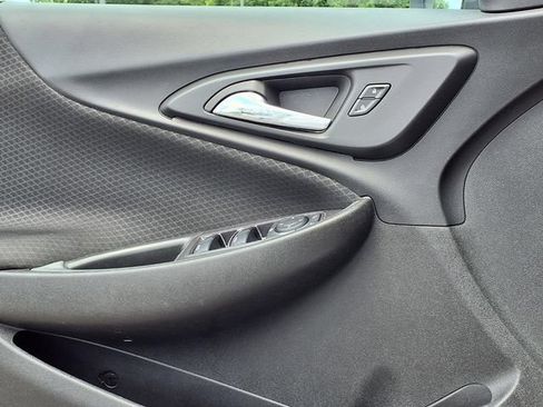 Used 2023 Chevrolet Malibu LT FWD image 18