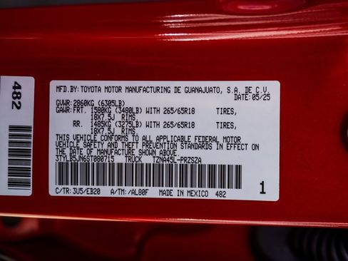 Used 2025 Toyota Tacoma Limited image 43