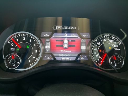 Used 2019 RAM 1500 Big Horn AWD/4WD image 7