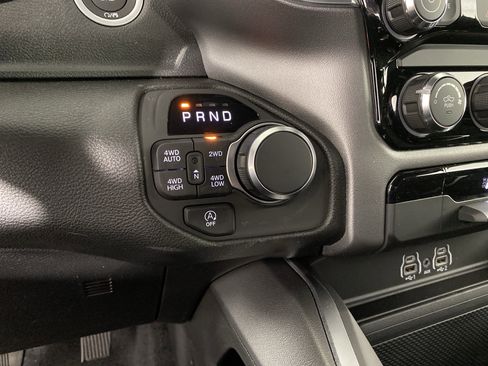 New 2026 RAM 1500 Big Horn AWD/4WD image 29