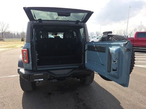 Used 2022 Ford Bronco Badlands image 10