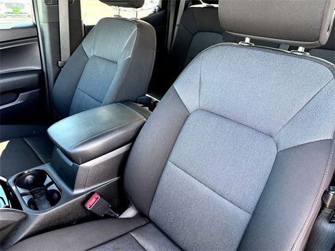 Used 2023 Chevrolet Colorado Trail Boss image 13